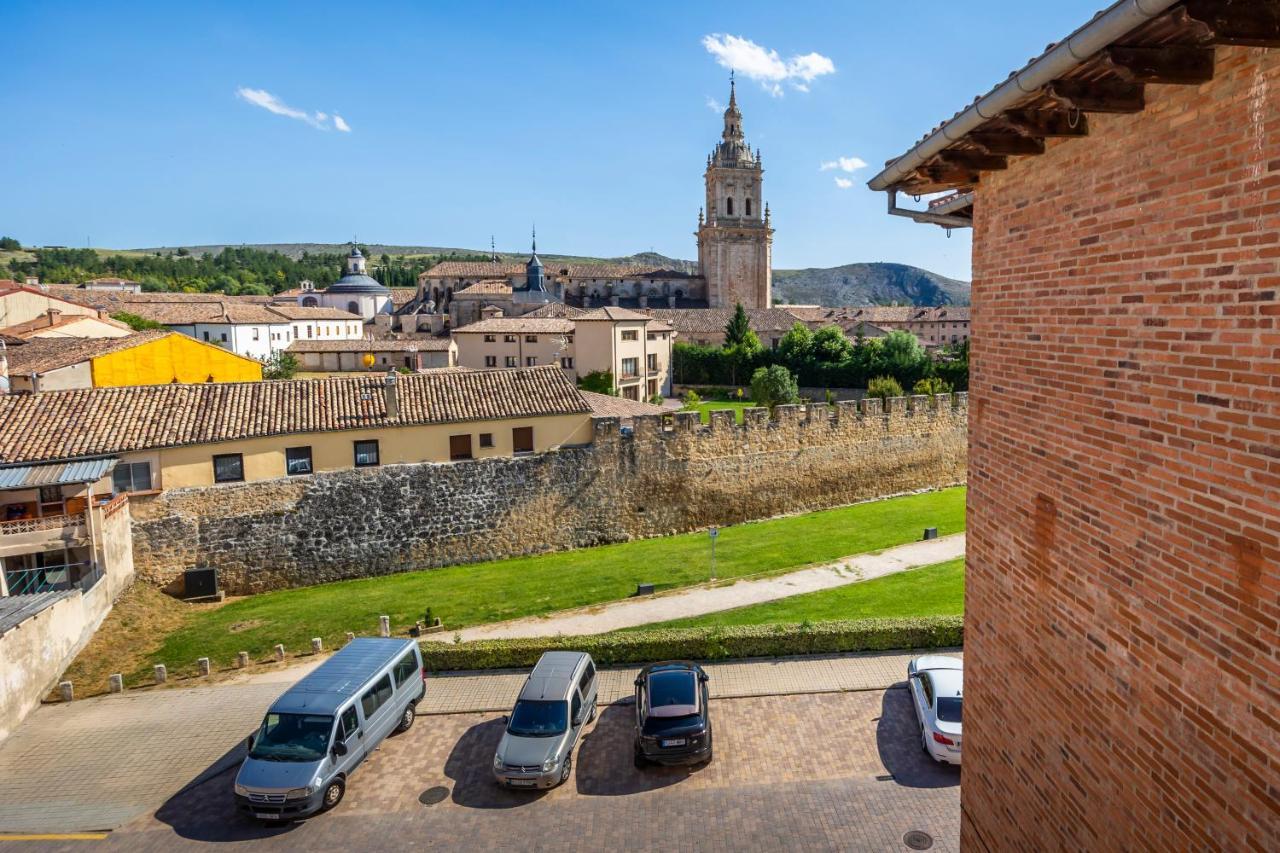 El Balcon Del Poeta Lägenhet El Burgo De Osma Exteriör bild